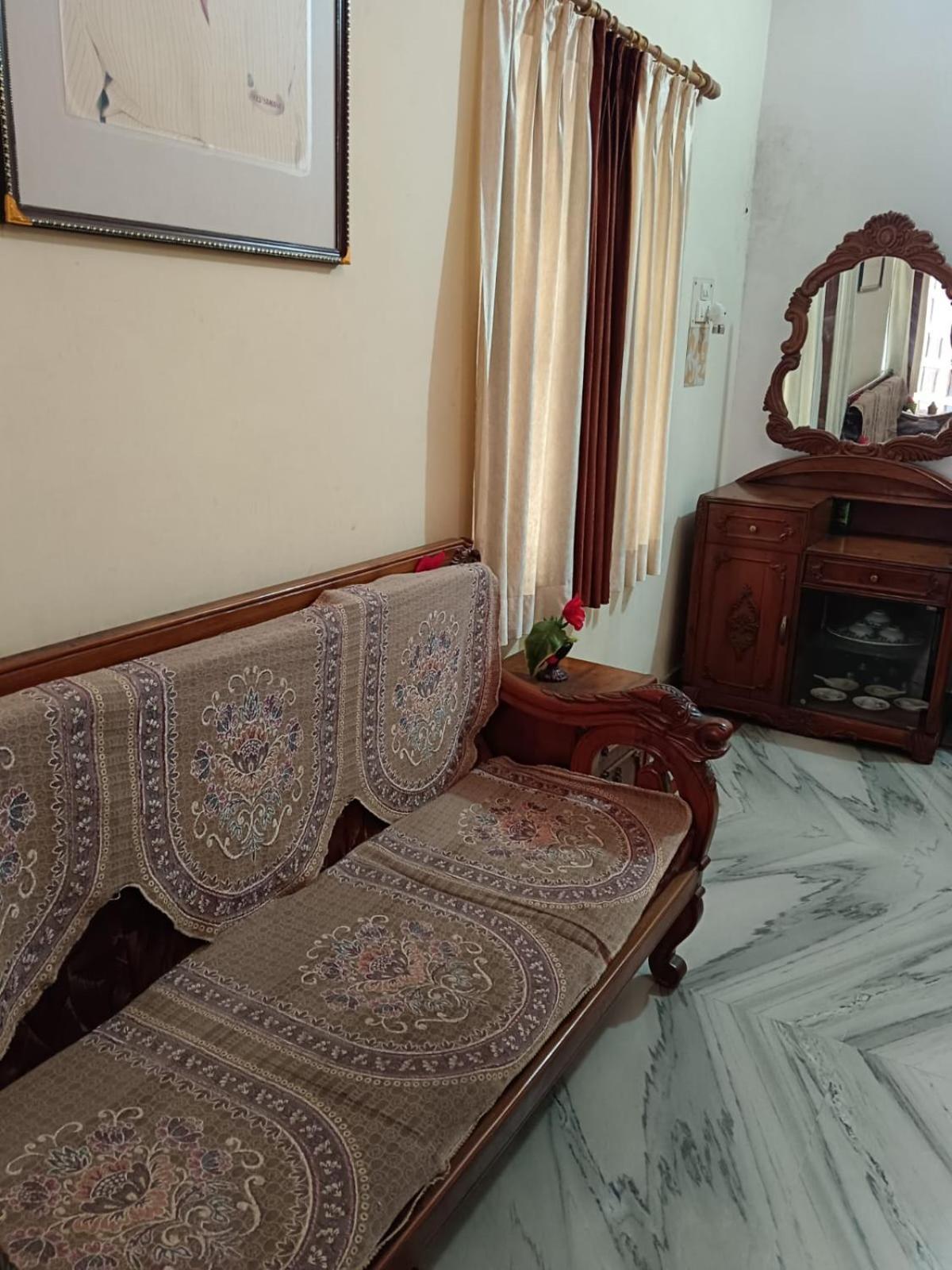 Kusum Palace Varanasi Esterno foto